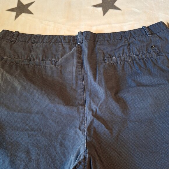 Calvin Klein Shorts Men’s Size 38 Blue Squares 100% Cotton Flat Front Pockets - Picture 7 of 10